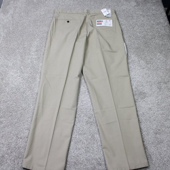 Dockers D4 Pants NWT Mens 36x34 Beige Relaxed Fit Mobile Pocket Khaki Flat Front - Picture 6 of 15
